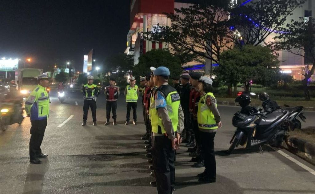 Compress_20250215_230551_1893